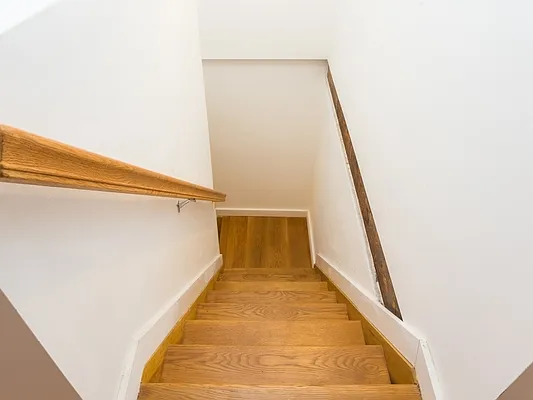 Rented by MNS | media 34