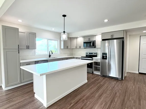 1413 Ala Iolani St, Honolulu, HI 96819