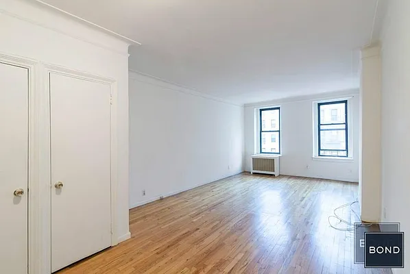 Rented by Bond New York | media 1