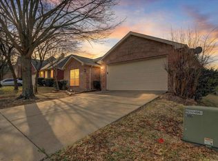 8417 Romanway Dr, Dallas, TX