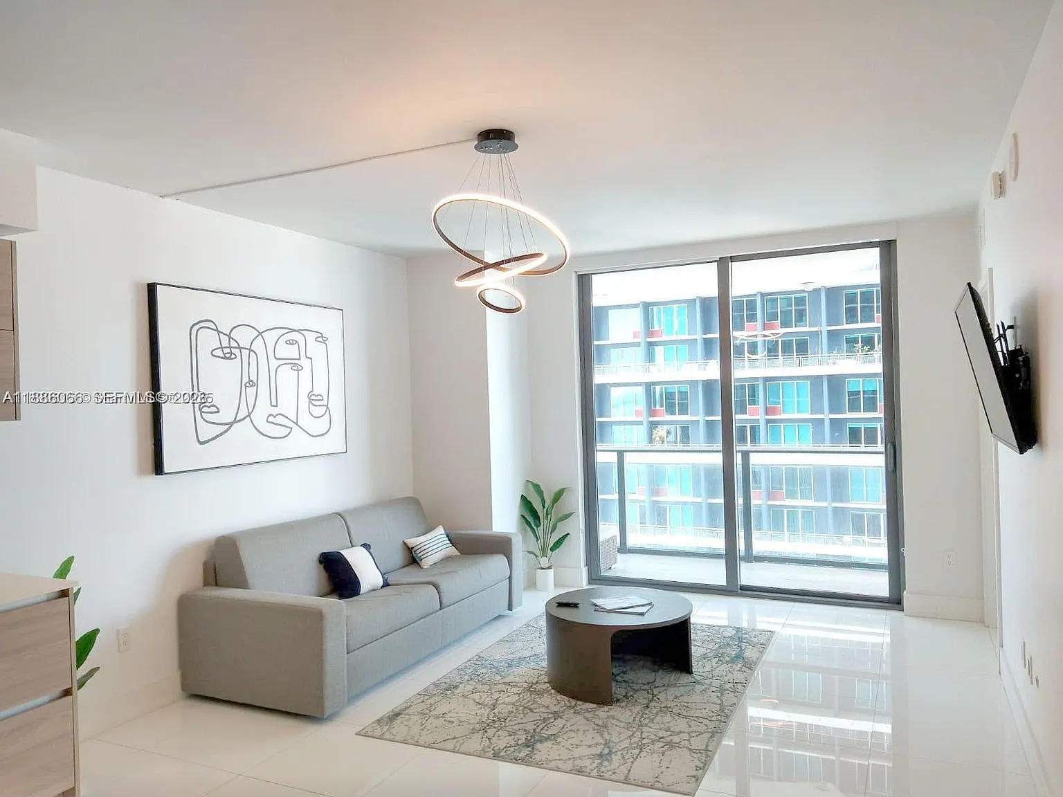 1300 S Miami Avenue Condo — Photo 2