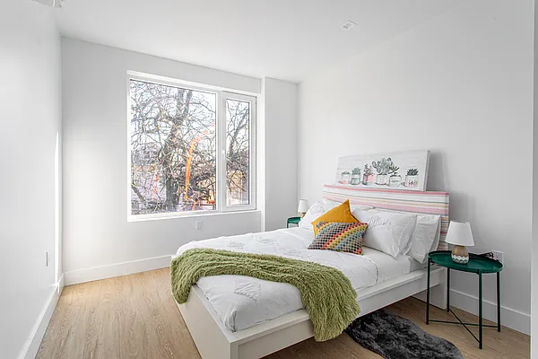 Rented by ERNY LLC | media 4