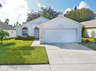 1008 Pine Creek Cir NE, Palm Bay, FL 32905