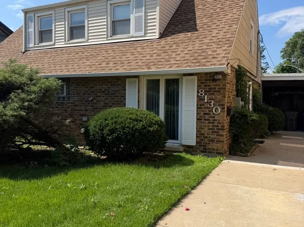 8130 45th Pl, Lyons, IL 60534