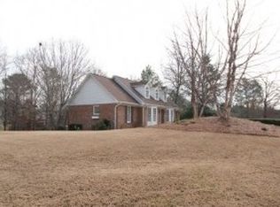 5576 Heath Row Dr, Birmingham, AL 35242