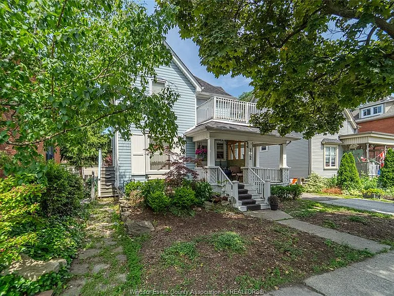 752 Windermere Rd #UPPER — Photo 2