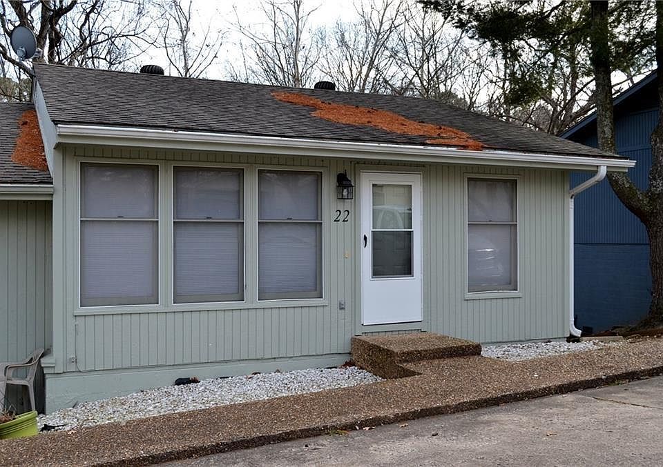 1st image of 22 Dogwood Dr