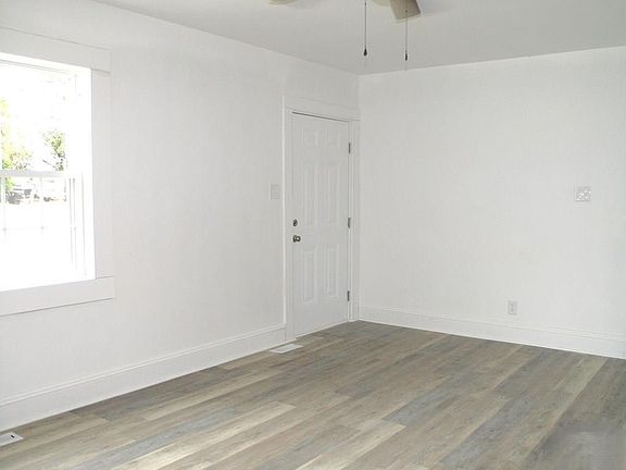 5th image of 307 Lawrenceville Rd