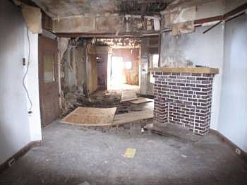 3rd image of 5802 Warrington Ave