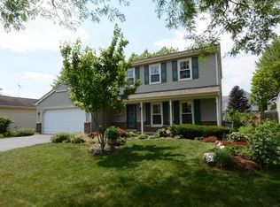 326 Shelburne Dr, Carol Stream, IL 60188