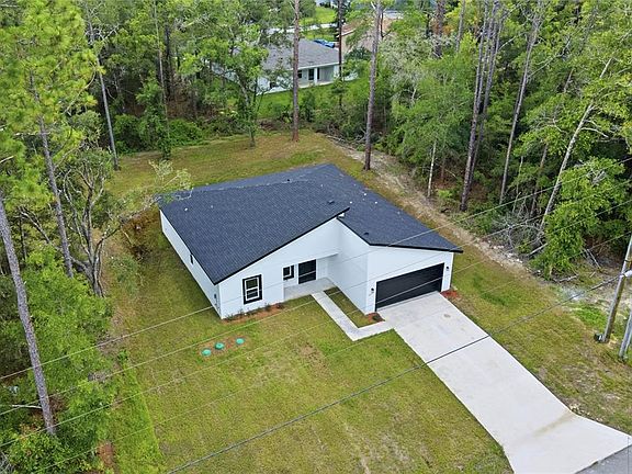 3rd image of 8809 N CIRCULAR WAY