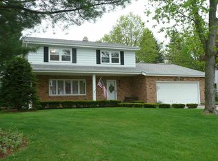 52740 Sporn Dr, South Bend, IN