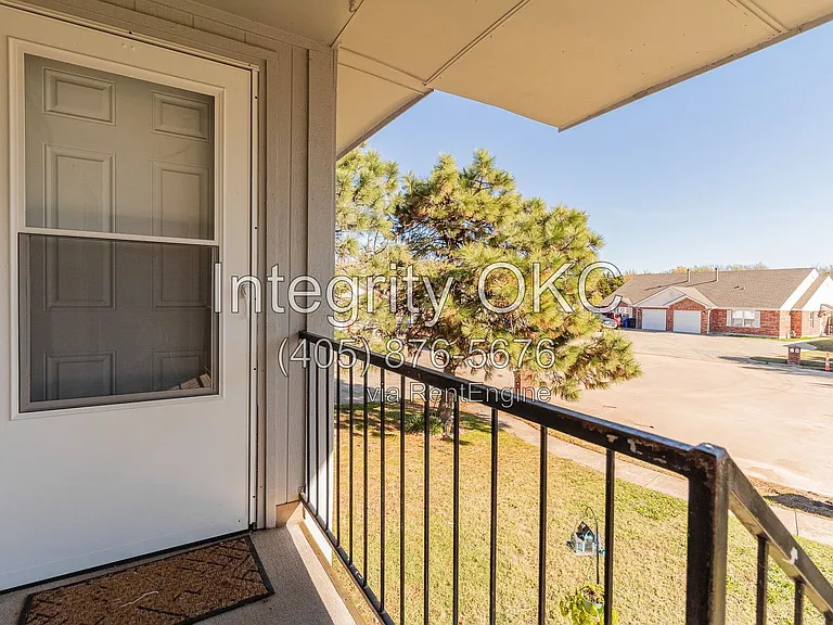 618 Welston Cir — Photo 6