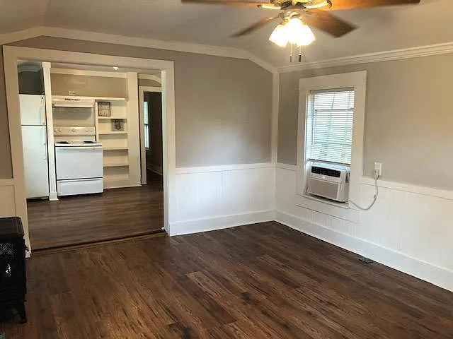 714 Cedar Crest Ct — Photo 12