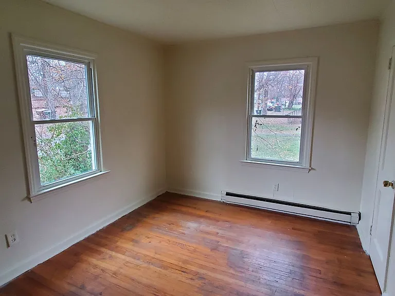 1721 Boone St — Photo 5