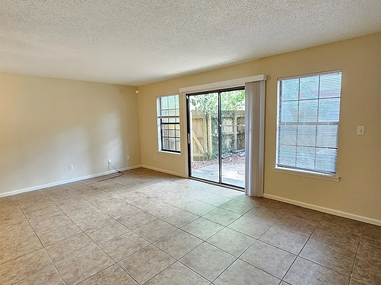 3701 Donovan Dr #A — Photo 22