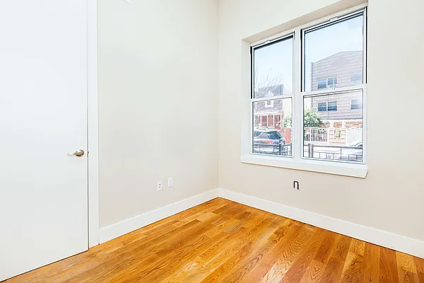 Rented by Nooklyn NYC LLC | media 3