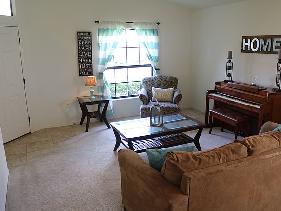 5th image of 258 W Tower View Dr