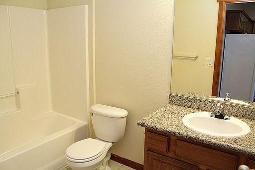 5th image of 123 NE 172nd Ave APT 107