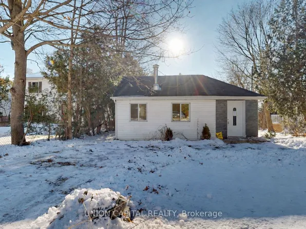 27 Connor Dr, Whitchurch Stouffville, ON L4A 2Z1