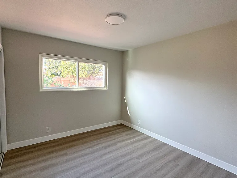 10377 Morning Glory Ave — Photo 10