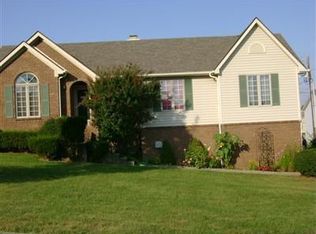 205 Coffeetree Ct, Richmond, KY 40475