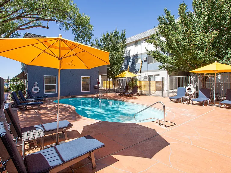 Encanto Lofts Apartments — Photo 23