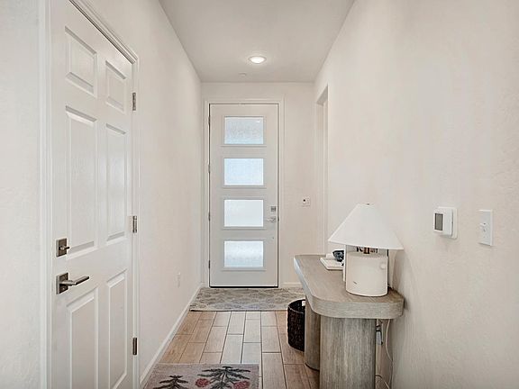 3rd image of 163 Reunion Way S