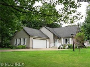 6115 Merwin Chase Rd, Brookfield, OH 44403