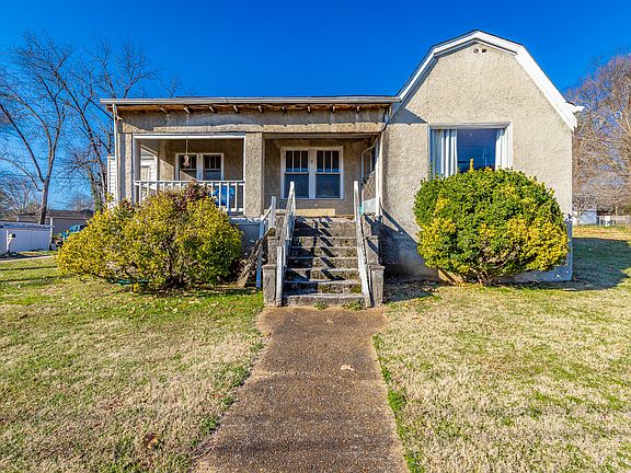 5th image of 2917 Crescent Cir