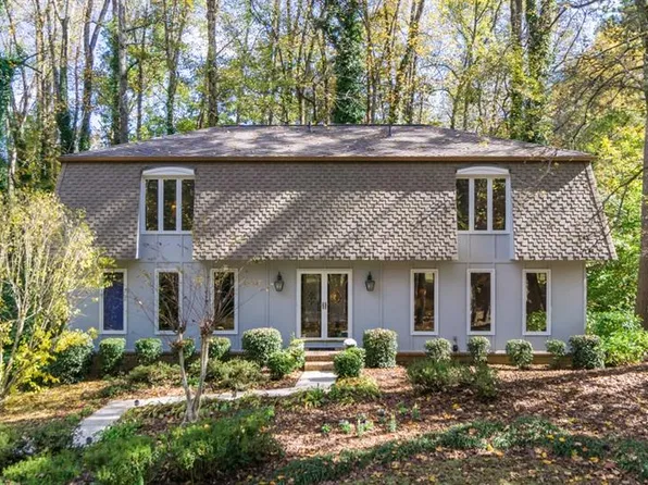 744 Fairfield Dr, Marietta, GA 30068