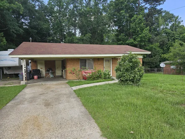 702 Bowling St, Hattiesburg, MS 39401