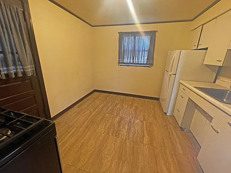 1230 Commonwealth Ave — Photo 6
