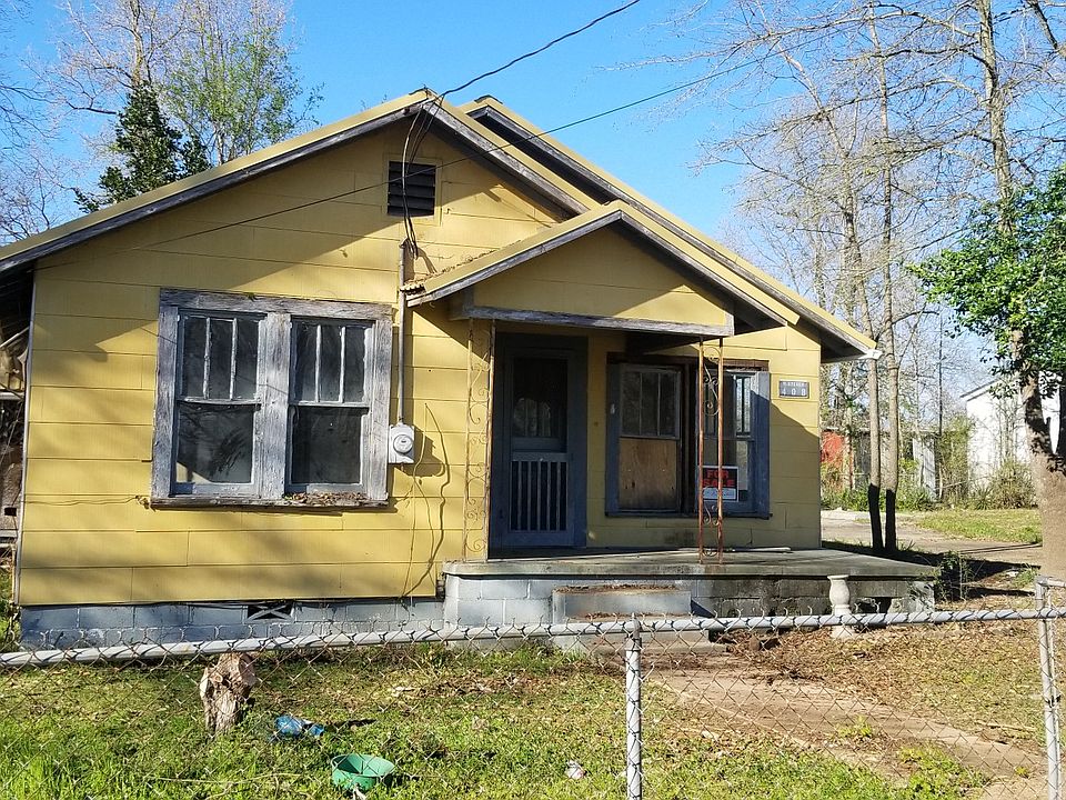 1st image of 408 White St