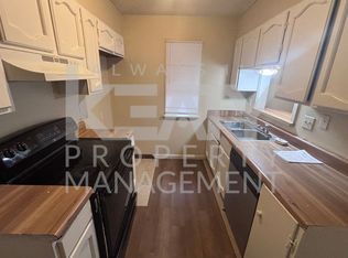 106 Rue Royale APT D, Lafayette, LA 70507