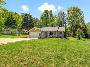 2035 Mountain Rd, Cumming, GA 30040