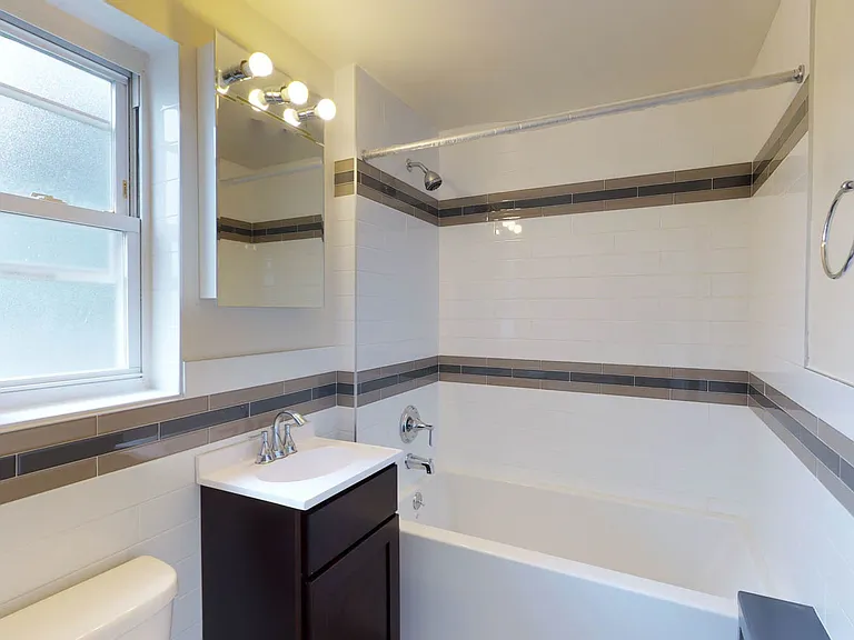 Bound Brook Apartments — Photo 4