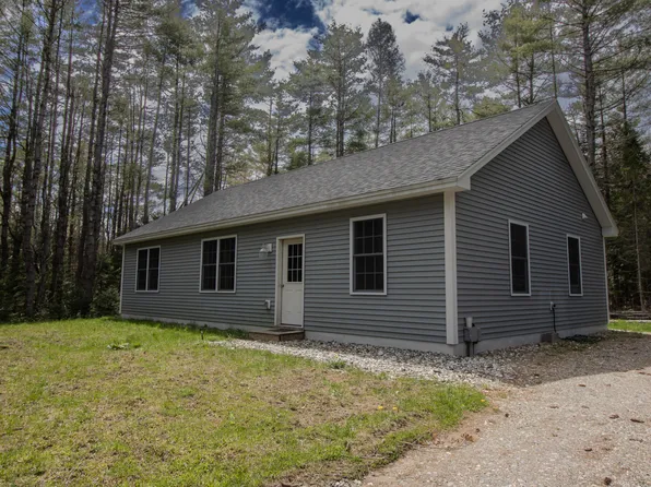 43 Spruce Street, Sabattus, ME 04280