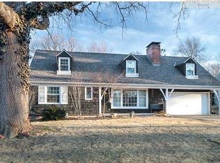5902 W 78th Ter, Prairie Village, KS 66208