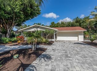530 Casas Bonitas Ln, Nokomis, FL 34275