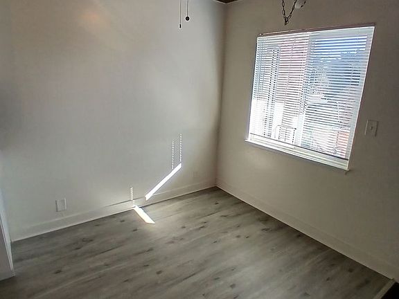 3rd image of 4210 Carlin Ave #E