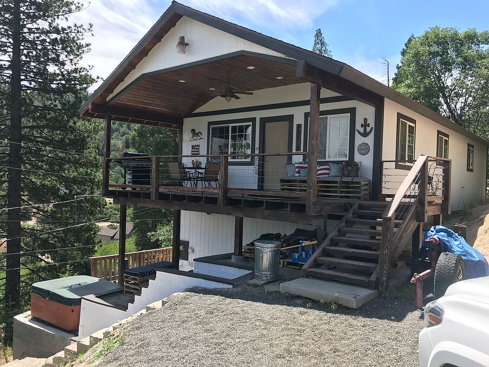 1st image of 279 Pine Dr