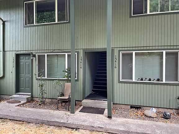 4th image of 15412-15418 SE Stark St #15414
