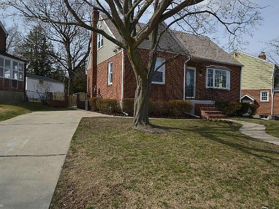 5th image of 6002 Westwood Ave