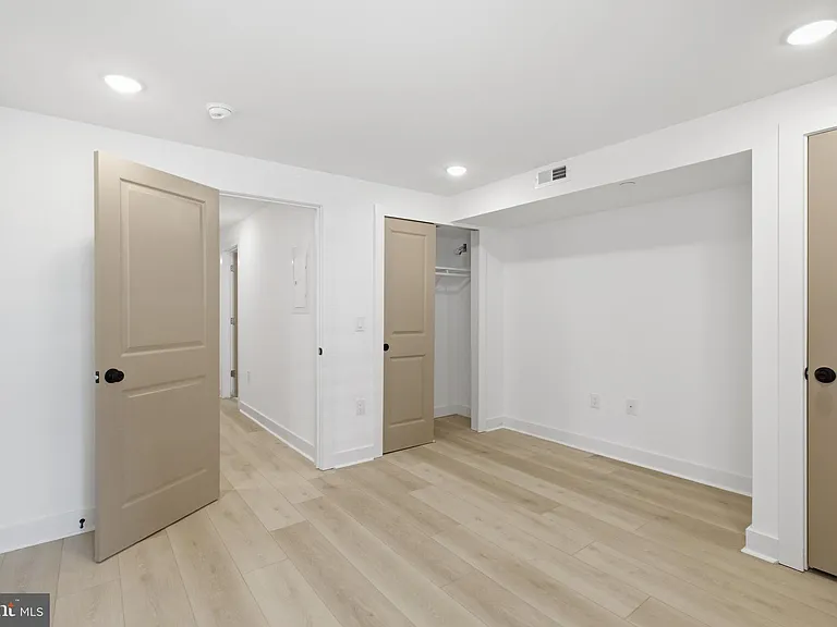 2237 N 16th St #1 — Photo 11