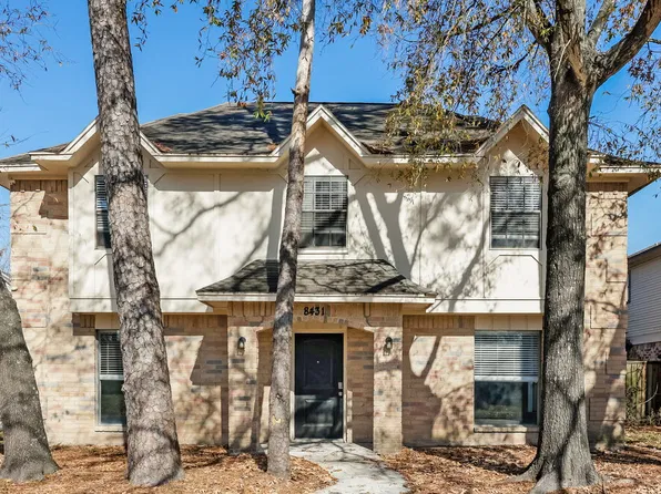 8431 Pines Place Dr, Humble, TX 77346