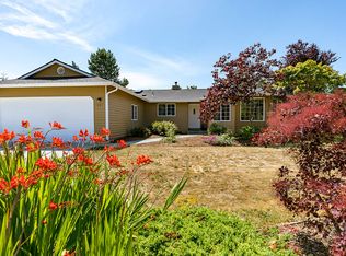 1249 SW 4th Ave, Oak Harbor, WA 98277
