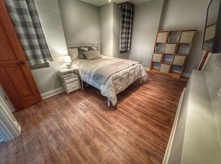 2316 Brown Ave #G, Evanston, IL 60201