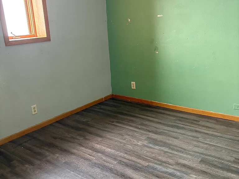209 Knapp St #2E — Photo 6