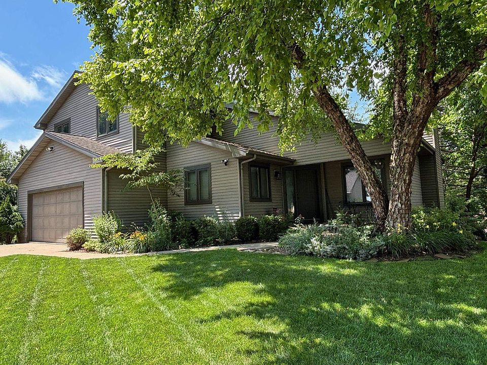 1st image of 34 Maple View Court